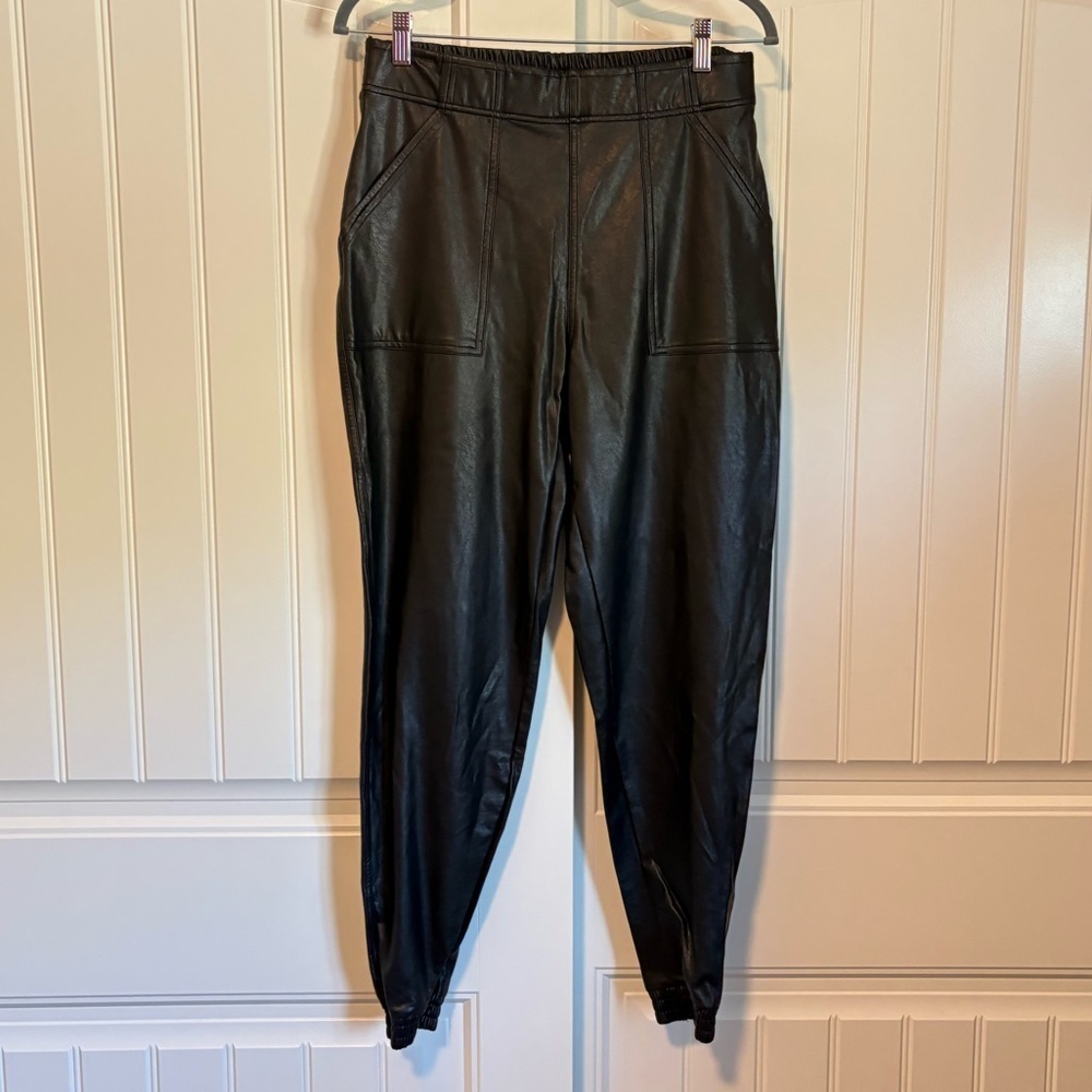 Spanx Leather Like Joggers Black size medium